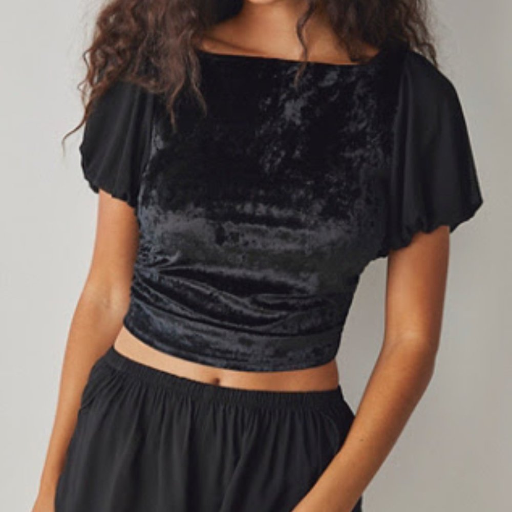Free People Midnight Mood Velvet Crop Top in Black (size small)